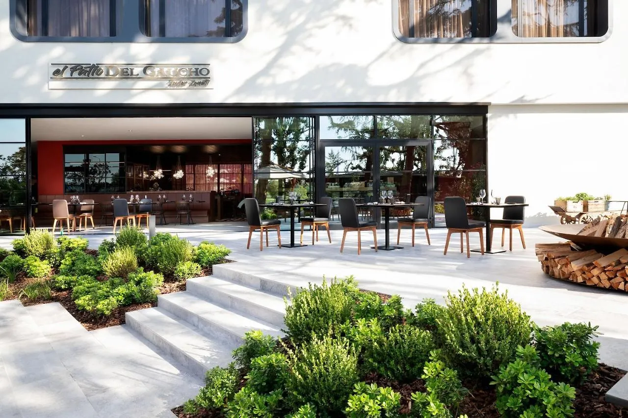 Sheraton Milan San Siro 4*,  إيطاليا