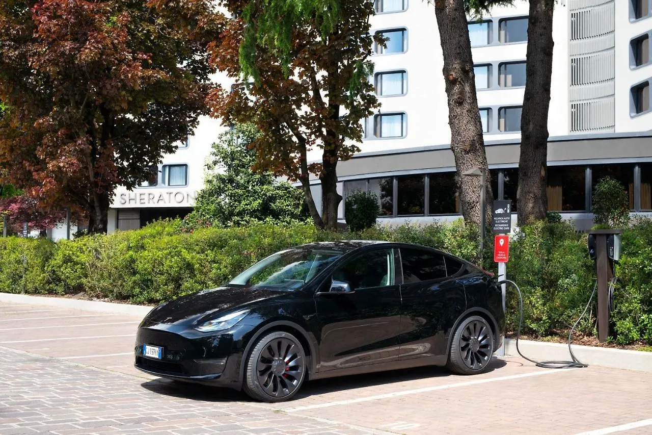**** فندق Sheraton Milan San Siro إيطاليا