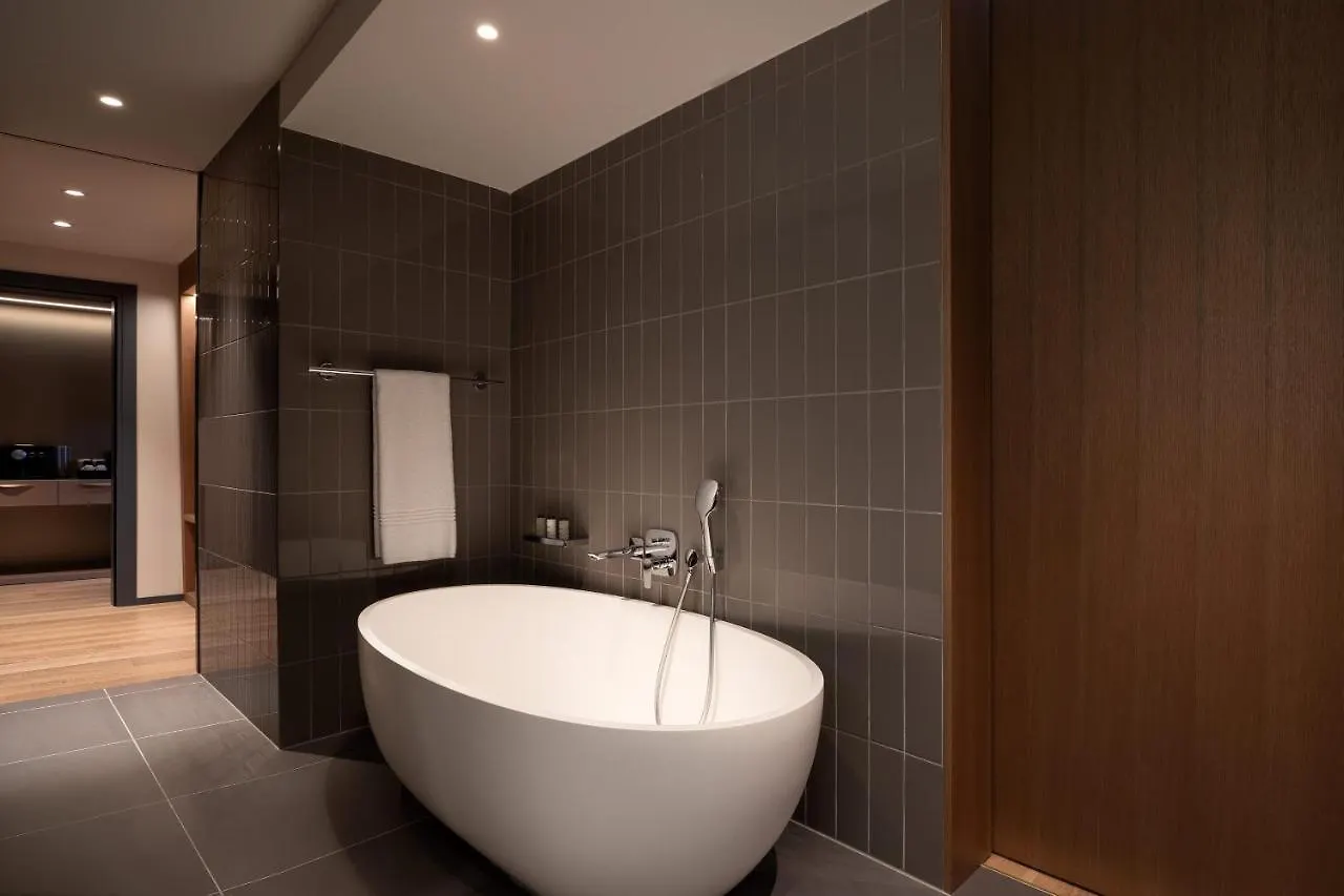 Sheraton Milan San Siro 4*,  إيطاليا