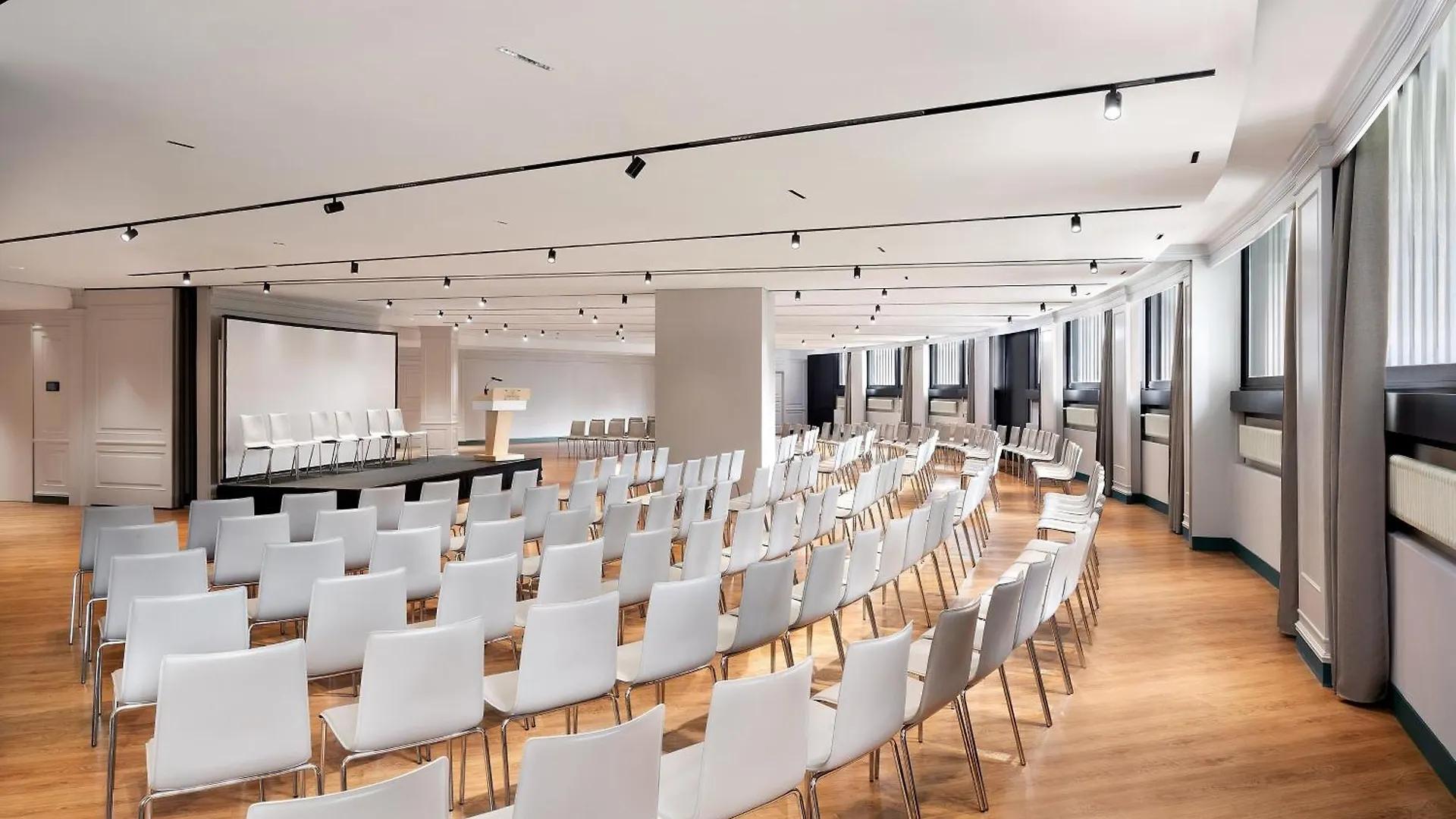 Sheraton Milan San Siro فندق